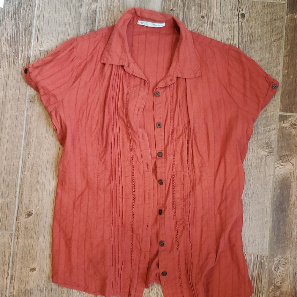 Maurices size L short sleeve button up